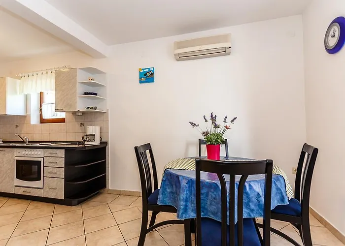 Adrijana Appartement *